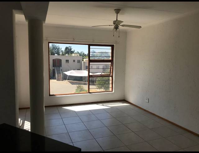 1 BEDROOM TOWNHOUSE FOR SALE IN PAULSHOF